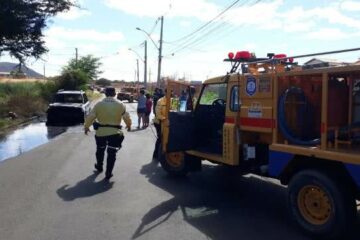 Local que o veículo pegou fogo. Foto: Superintendência.