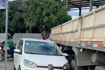 Acidente registrado no Centro de Guanambi. Foto: reprodução.