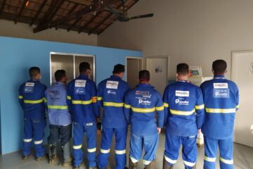 Funcionários da EPCL. Foto: divulgação.