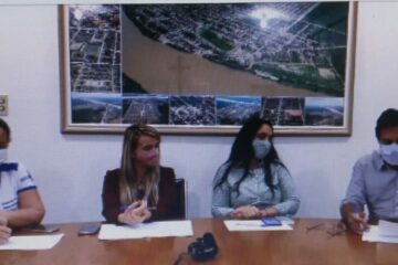 Equipe da Saúde de Manga reunida