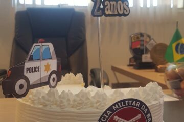 Homenagem da imprensa. Foto: Neide Lú.