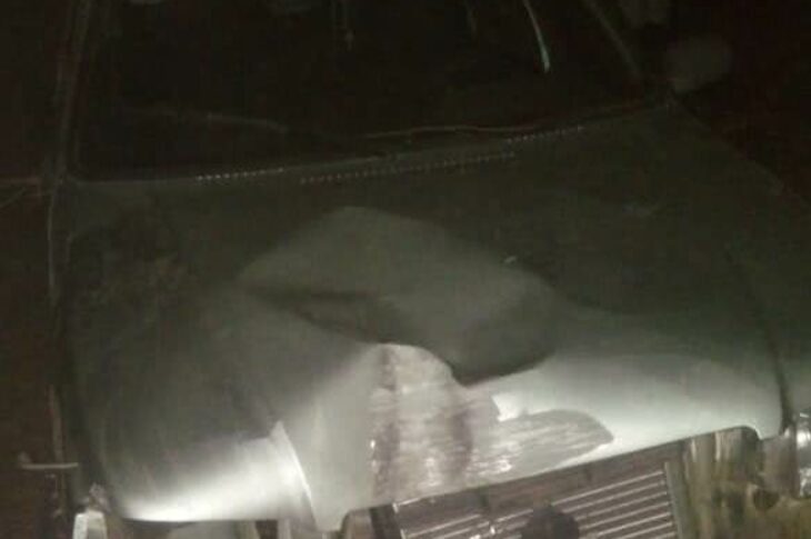 Carro capota na BR-030 em Palmas de Monte Alto. Foto: Kamando Lima.