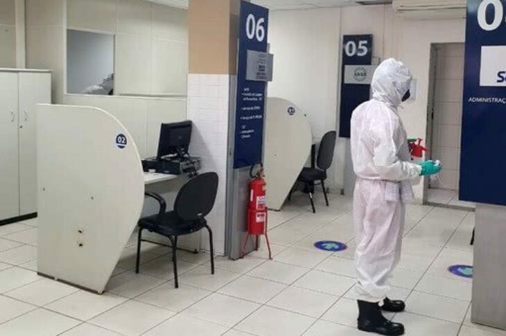 Corpo de Bombeiros realizam desinfecção preventiva dos SACs. Foto: ASCOM.