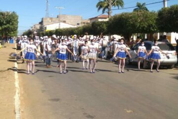 Desfile em Serra do Ramalho. Foto: GCM