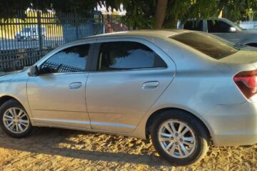 Carro furtado em Belo Horizonte e recuperado em Guanambi. Foto: PM