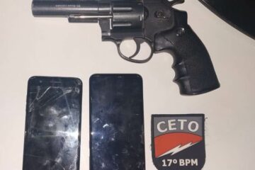 Material recuperado e apreendido em Guanambi. Foto: PM.