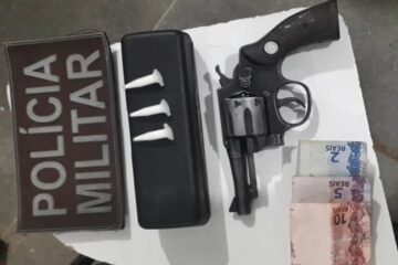 Homem é preso com droga e arma em Palmas de Monte Alto. Foto: Vilson Nunes.