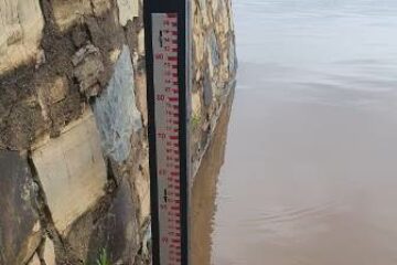 Nível do Rio São Francisco em Carinhanha. Foto: Zé Castor.