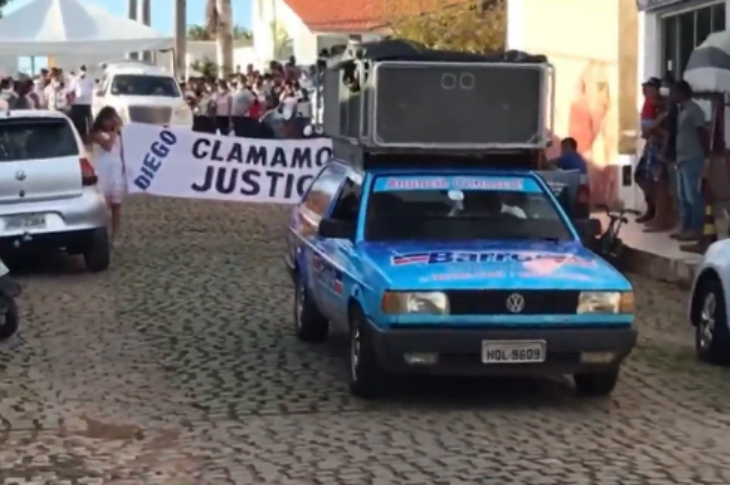 Manifestação em Igaporã, por justiça. Foto: rede social.