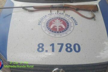 Arma apreendida em Malhada. Foto: PM.