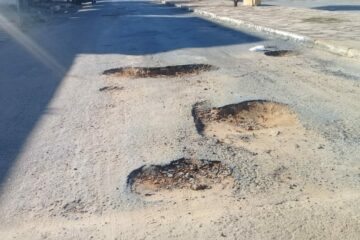 Avenida Santo Antônio, em Carinhanha.