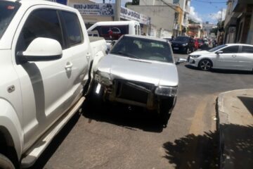 Acidente envolvendo carros é registrado em Guanambi. Foto: SMTRAN