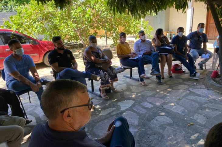 Conselho de Segurança de Carinhanha debate violência contra mulheres. Foto: ASCOM.