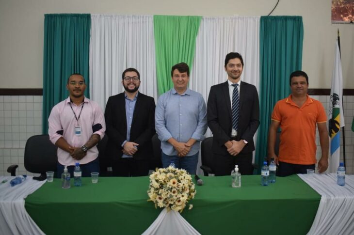 Prefeito de Cocos participa de reinauguração do Cartório Eleitoral. Foto: divulgação.