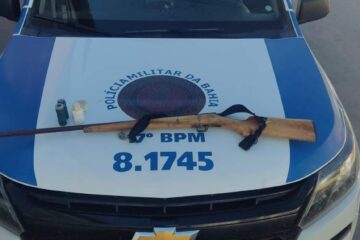 Arma apreendida em Iuiu. Foto: PM.