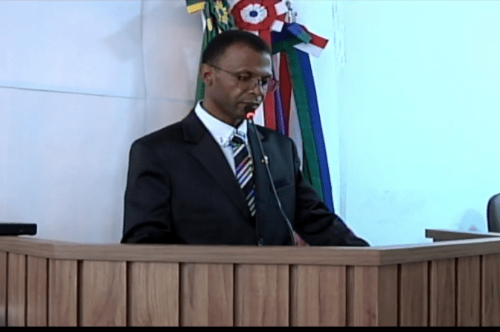 Professor Antônio da Agrovila 10