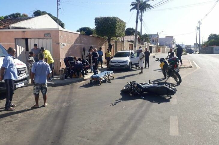 Colisão entre carro e moto deixa motociclista ferido. Foto: Smtran