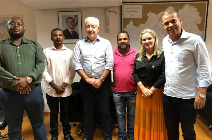 Prefeito, deputada e secretário se reúnem em Salvador. Foto: ASCOM