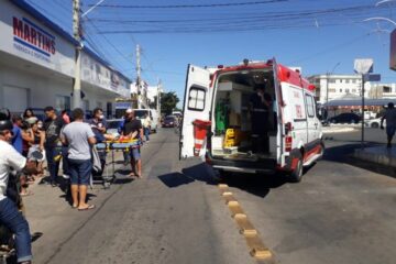 Mulher é atropelada por moto. Foto: reprodução Smtran