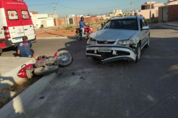 Colisão envolvendo dois carros. Foto: reprodução Smtran