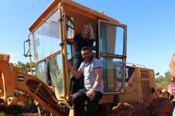 Ivana Bastos No trator