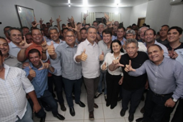 Jerônimo Rodrigues recebe apoio de prefeitos do PP,PL e PSDB. Foto: reprodução ASCOM de Jerônimo Rodrigues