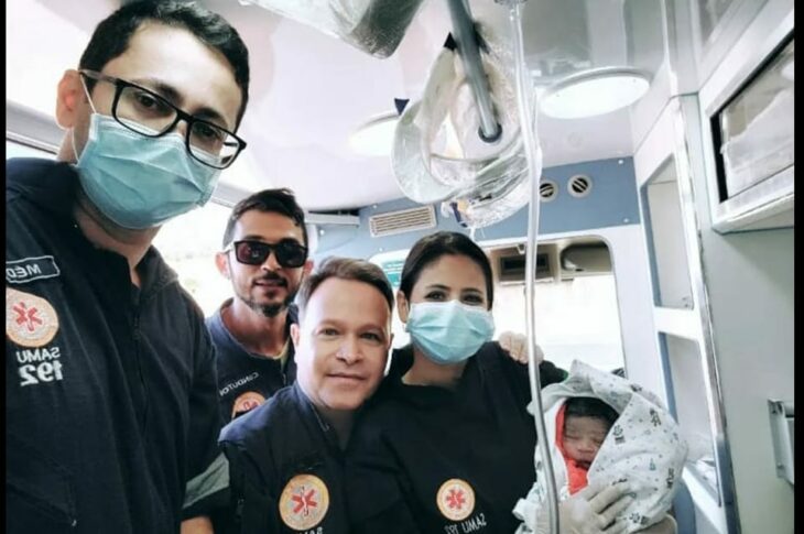 Bebê nasce dentro de ambulância do Samu. Foto: reprodução Nilvan Patez