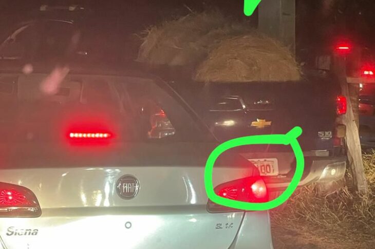 Carro da Prefeitura de Ibotirama é flagrado em show de Gusttavo Lima em Guanambi. Foto:reprodução rede social