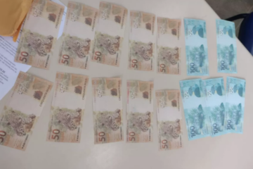 Notas falsas apreendidas em Paramirim. Foto: Polícia Civil