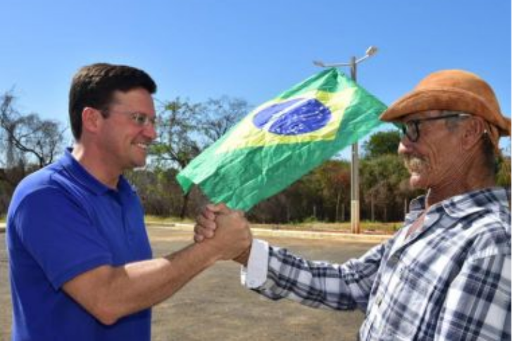 Pré-candidato João Roma visita Macaúbas. Foto: Divulgação / Max Haack