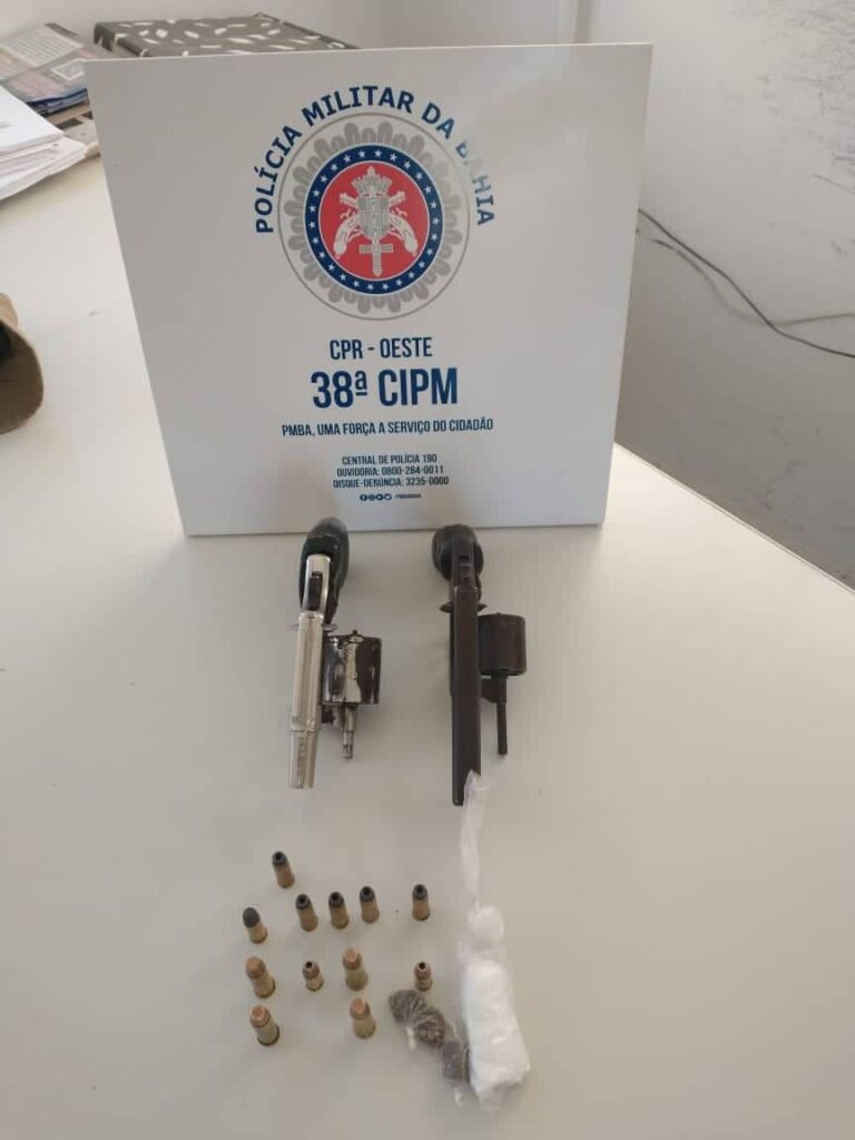 Homem é preso com armas de fogo. Foto: Polícia Militar