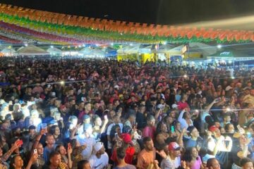 Cerca de 10 mil pessoas comparecem na segunda noite do São Pedro de Iuiu. Foto: divulgação