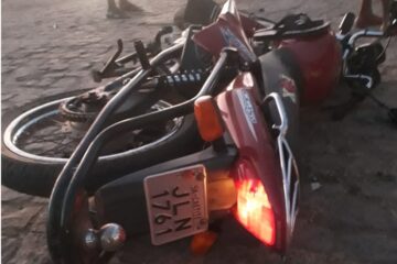 Motociclista tem parte da perna amputada após acidente. Foto: SMTran