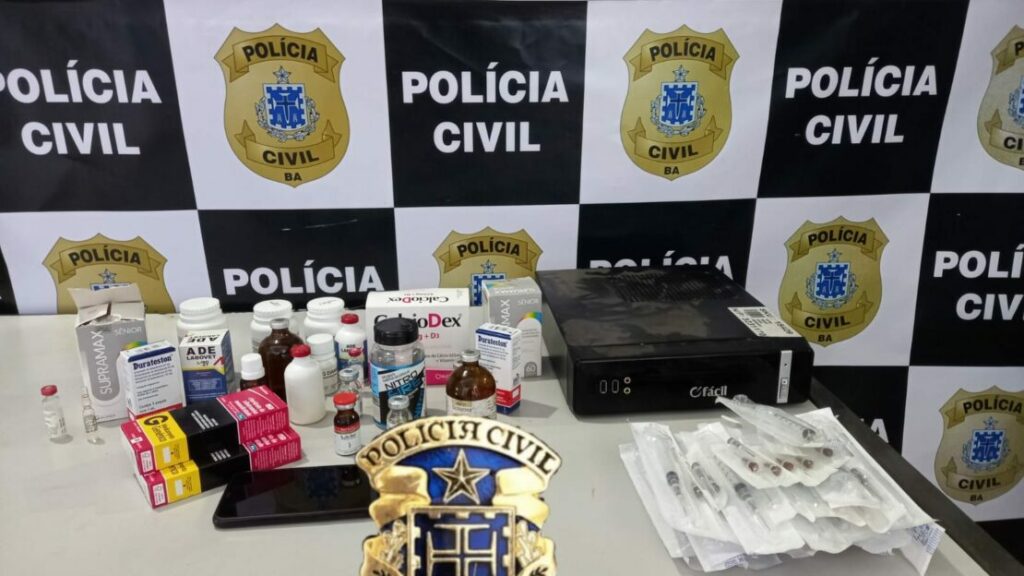 Homem é preso durante operação contra venda de anabolizante em Guanambi. Foto: Polícia Civil