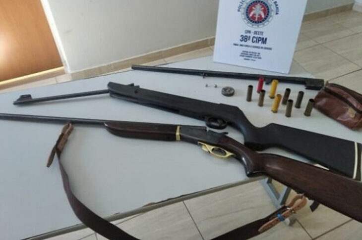 Armas apreendidas. Foto: Polícia Militar