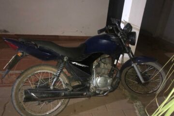 Moto recuperada de furto. Foto: Polícia Militar
