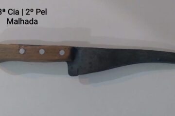 Faca usada para cometer o crime. Foto: Polícia Militar