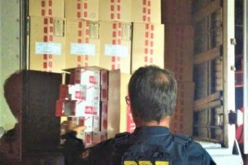 Material apreendido. Foto: Divulgação/PRF