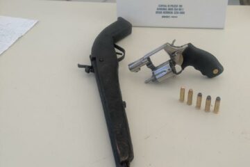 Armas apreendidas. Foto: Polícia Militar