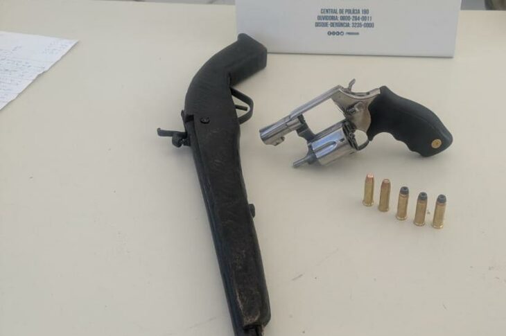Armas apreendidas. Foto: Polícia Militar