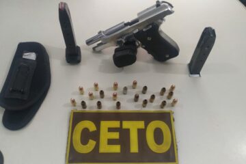 Pistola apreendida. Foto: Polícia Militar