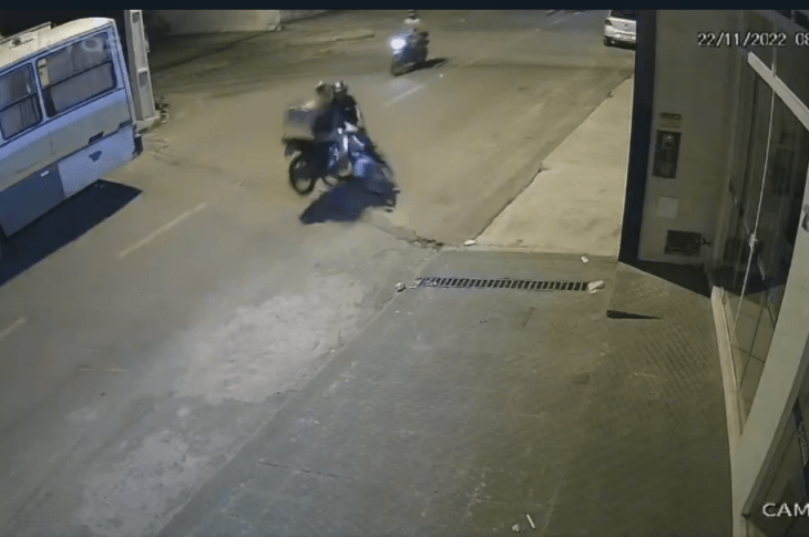 Colisão entre duas motos. Foto: reprodução SMTran