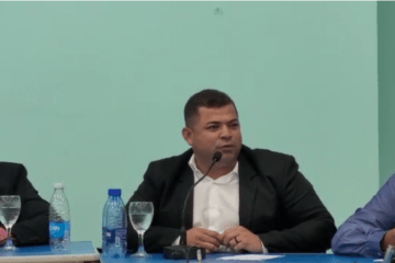 Vereador Dardian vaiado