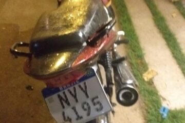 Moto envolvida no acidente. Foto: Reprodução Smtran