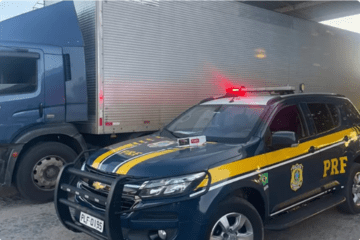 Cigarros apreendidos pela PRF em Guanambi. Foto: Reprodução PRF