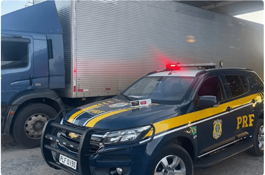 Cigarros apreendidos pela PRF em Guanambi. Foto: Reprodução PRF