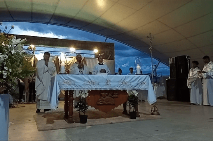 Bispo Dom João Cardoso preside Missa Solene, em Carinhanha