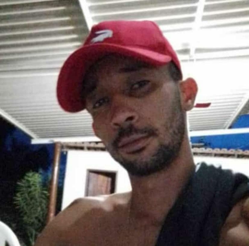 André da Silva Santana, 28 anos, morreu após cair de moto