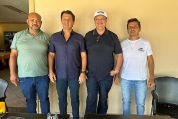 Pi do Luana, Maia, Léo e Mundinho