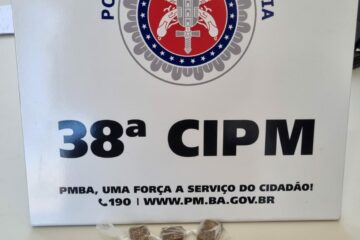 Material apreendido pela polícia. Foto: Polícia Militar